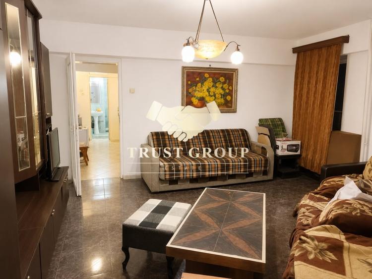 Apartament cu 2 camere decomandat în Polonă