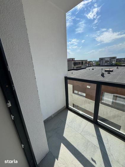 Apartament cu 2 camere decomandat în Tomis Plus