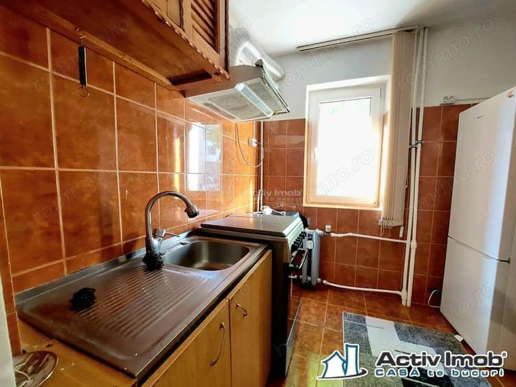 Apartament cu 2 camere semidecomandat în Micro 14