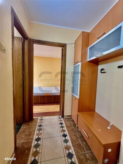 Apartament cu 2 camere decomandat în Văcăresti