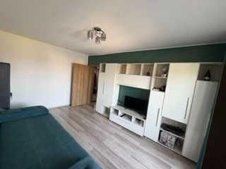 Persoana fizica, inchiriez Ap 1 cam 35 m2 decomandat , Ambiance - Valea Lupului - 1