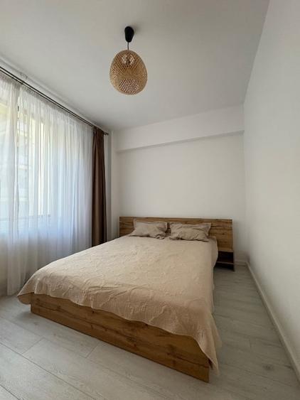 Apartament cu 2 camere decomandat, mobilat în Torontalului