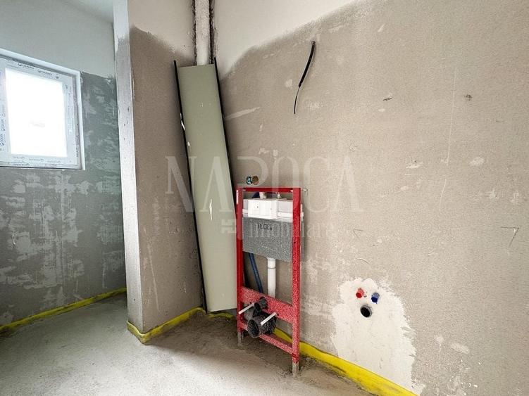 Penthouse cu 3 camere semidecomandat în Florești