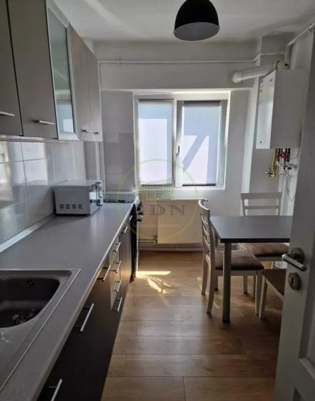 Apartament cu 2 camere decomandat, mobilat în Centrul Civic
