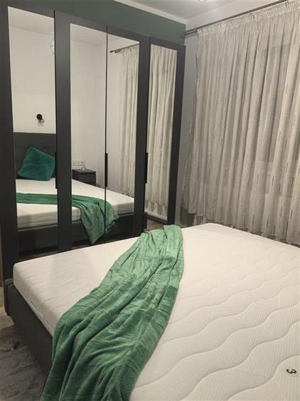 Apartament cu 2 camere semidecomandat, mobilat în Simeria