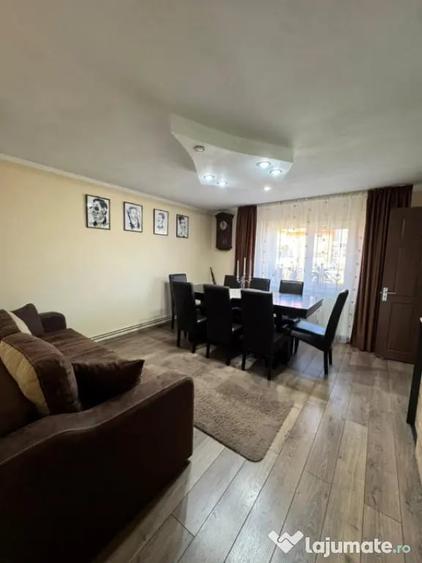 Casă cu 3 camere cu Teren 1100 Mp în Mireșu Mare