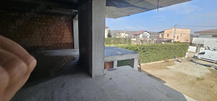 Casă cu Teren 1585 Mp în Strejnicu