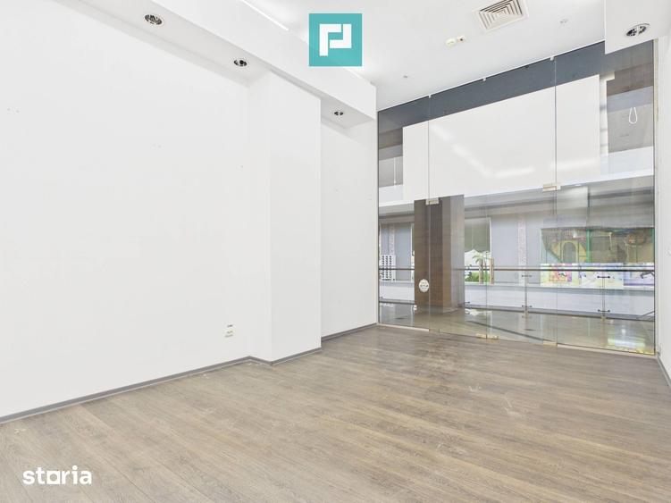 Spațiu comercial, de 30 mp, în Central