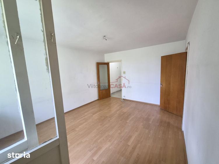 Apartament cu 2 camere decomandat în Drumul Taberei