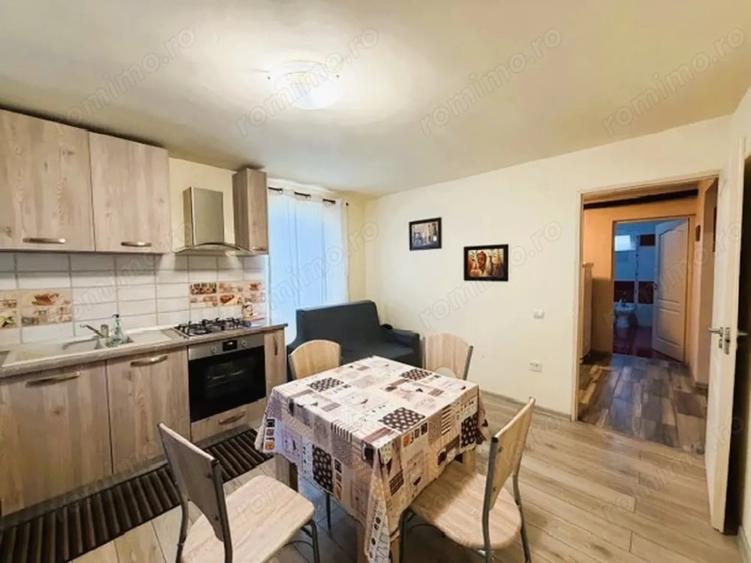 Casă cu 3 camere cu Teren 500 Mp în Central