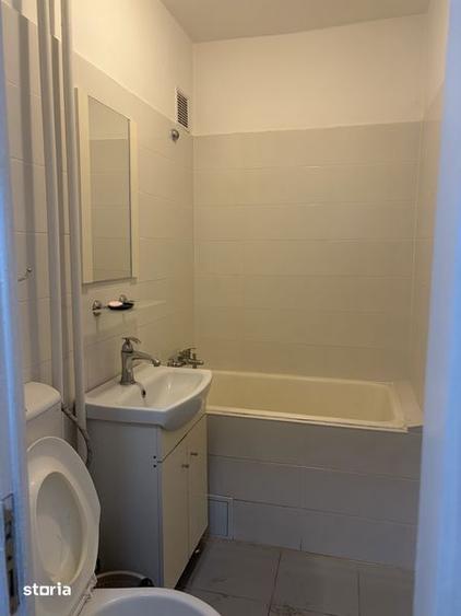 Inchiriez apartament ultracentral - 3