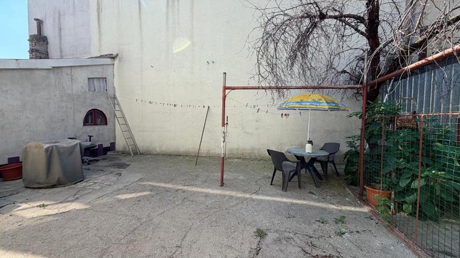 Casă cu 4 camere cu Teren 206 Mp în Lacul Tei