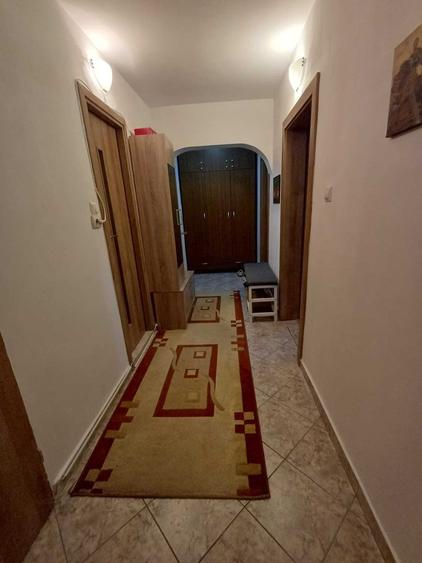 Apartament cu 2 camere decomandat în Tineretului