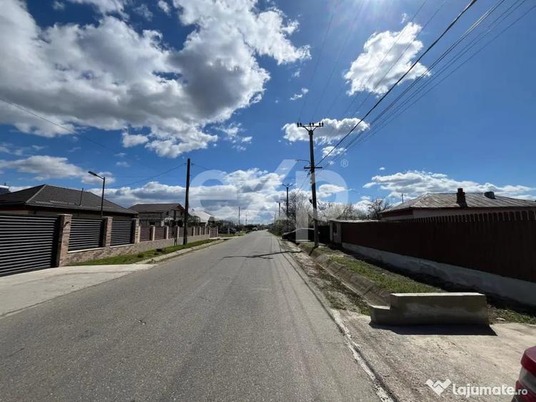 Casă cu 2 camere cu Teren 880 Mp în Broșteni (Vișina)
