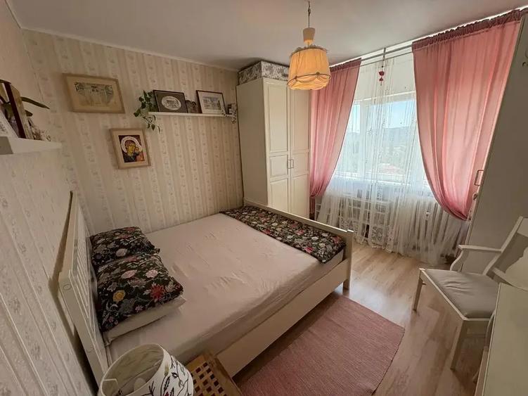 Apartament cu 3 camere decomandat, mobilat în Pantelimon