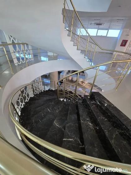 Spațiu comercial, de 3,500 mp, în Unirii