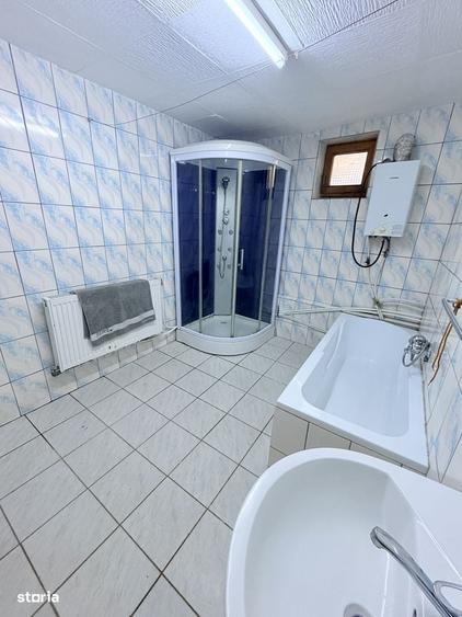 Casă cu 3 camere în Paleu