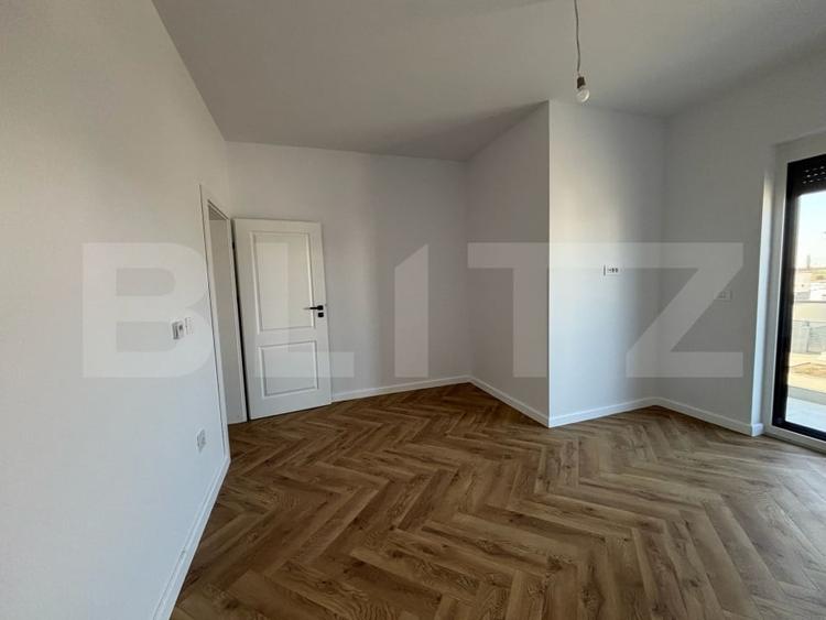 Duplex cu 4 camere cu Teren 325 Mp în Covaci
