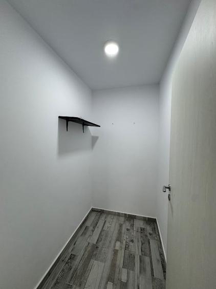 Apartament cu 3 camere decomandat, mobilat în Tractorul
