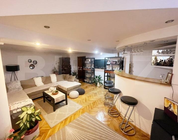 Casa individuala cu 6 camere,teren 516 mp, zona Centrala