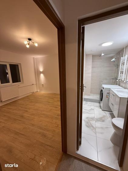 Apartament cu 2 camere decomandat în Vitan