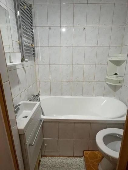 Garsonieră semidecomandată în Apărătorii Patriei