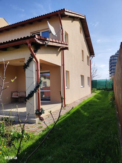 Casă cu 4 camere cu Teren 420 Mp în Gheorgheni