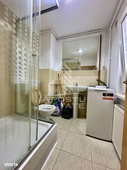 Apartament cu 2 camere, mobilat în Fratelia