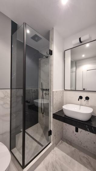 Apartament cu 3 camere decomandat, mobilat în Tineretului