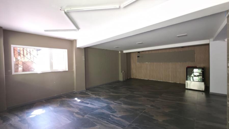 Spațiu comercial, de 80 mp, în Florești