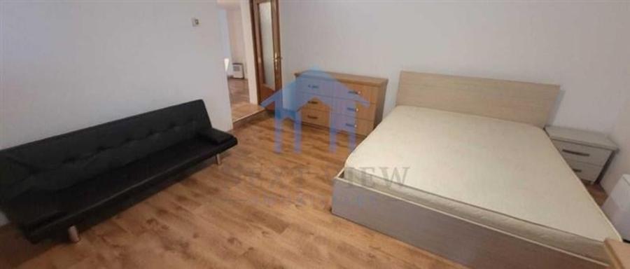 Apartament cu 3 camere decomandat în Hașdeu