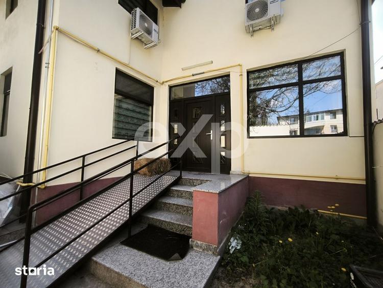 Casă cu 6 camere cu Canalizare în Calea București