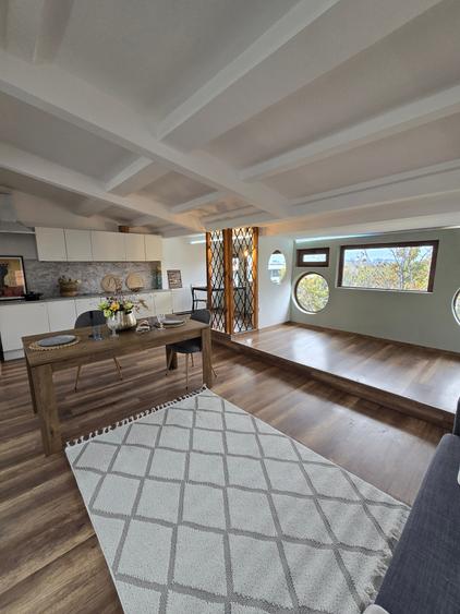 Apartament cu 4 camere decomandat, mobilat în Pipera