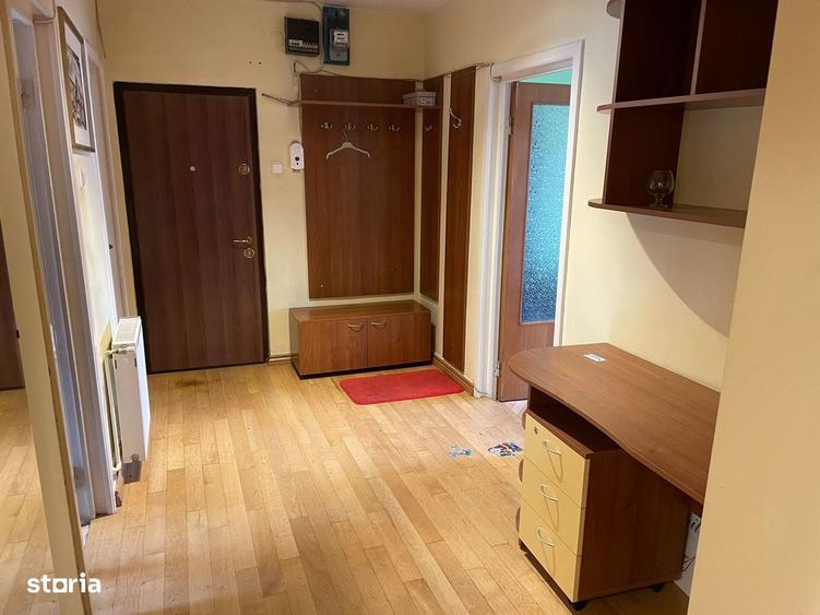 Apartament cu 3 camere în Grigorescu