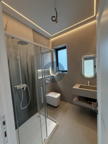 Casă individuală cu 5 camere cu Piscina în Corbeanca