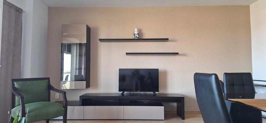 Apartament cu 2 camere decomandat în Sânmartin