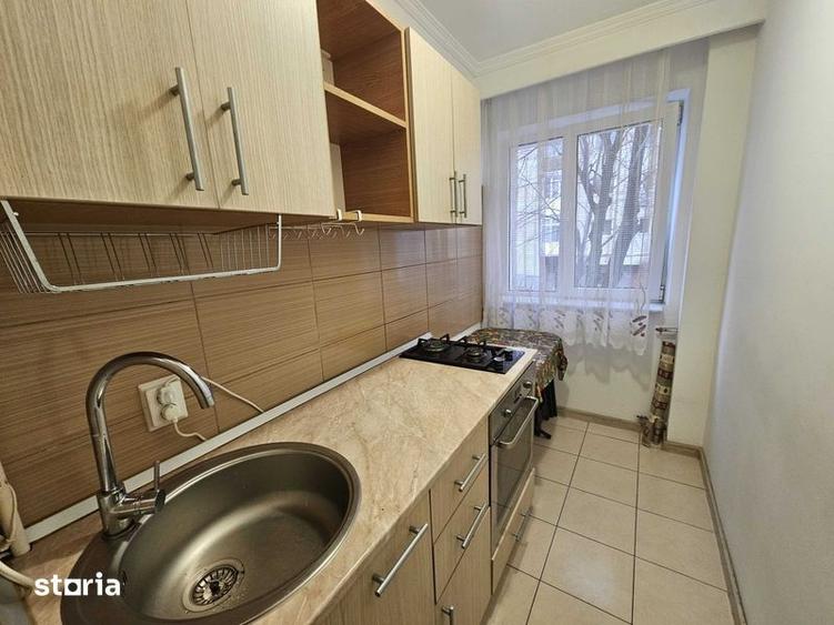 Apartament cu 3 camere în Războieni