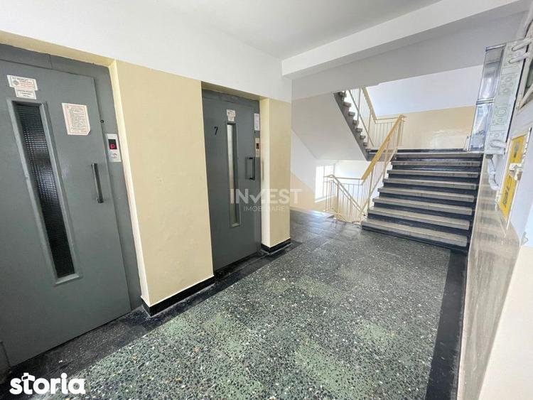Apartament cu 7 camere, mobilat în Podul de Piatră