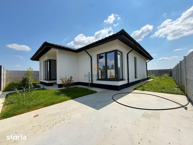 Casă cu 3 camere cu Teren 375 Mp în Vidra