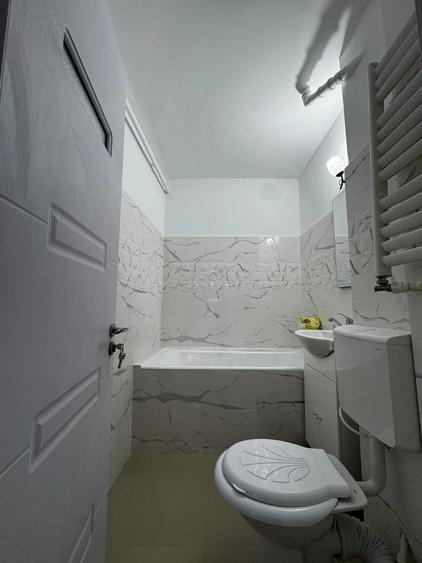 Apartament cu 2 camere semidecomandat în Tătărași