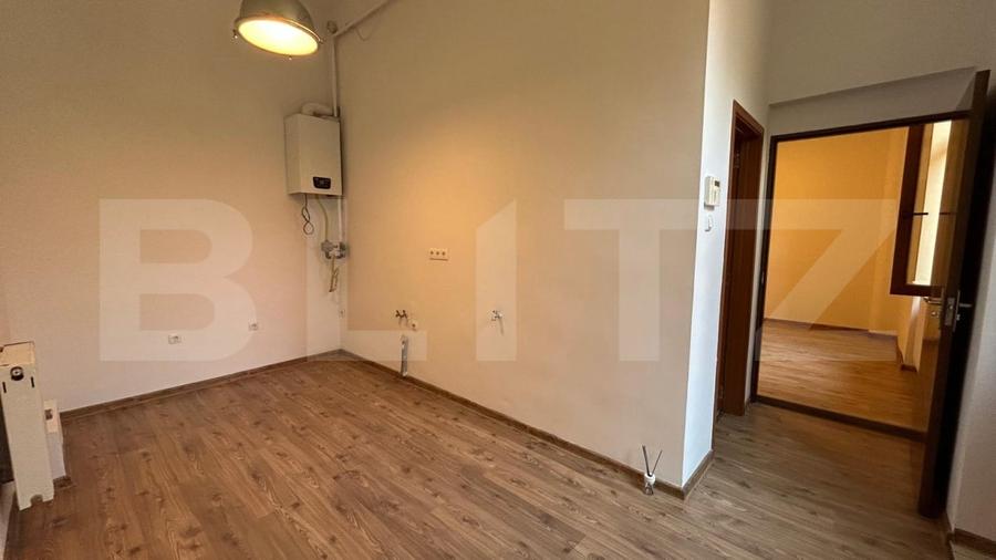 Apartament 2 camere în incinta Palatului Ștern, Centrul Istoric al Oradiei - 5
