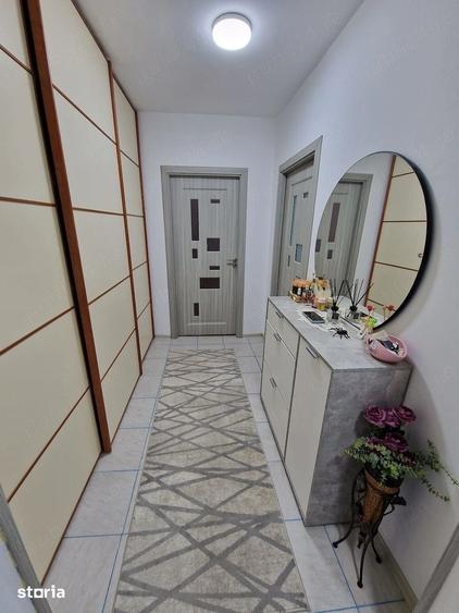 Apartament cu 2 camere decomandat în Mircea cel Bătrân — fotografia 2
