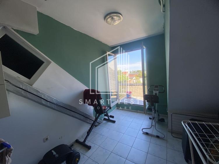 Apartament cu 4 camere decomandat, mobilat în Central