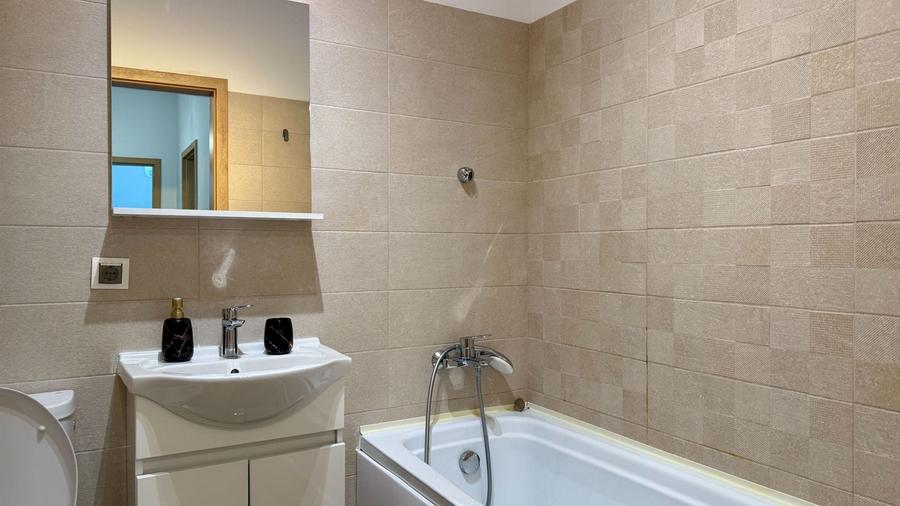 Apartament cu 2 camere decomandat, mobilat în Păcii