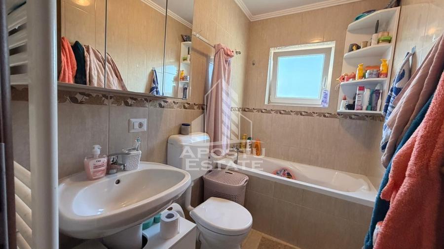 Apartament cu 2 camere semidecomandat, mobilat în Lugojului