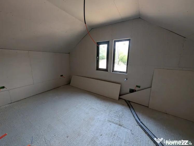 Casă cu 3 camere cu Teren 315 Mp în Central