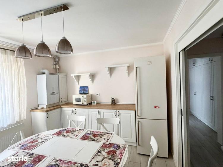Apartament cu 4 camere decomandat, mobilat în 13 Septembrie