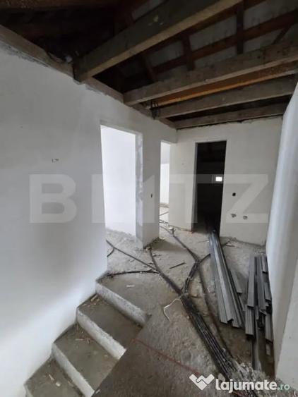 Casă cu 4 camere cu Teren 500 Mp în Gilău