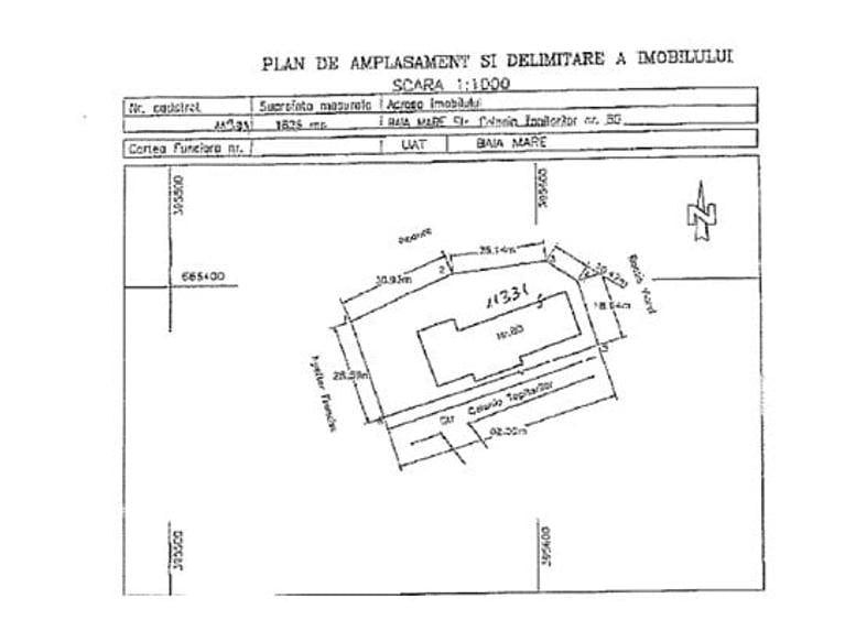 Casă cu 7 camere cu Piscina în Nord-Est