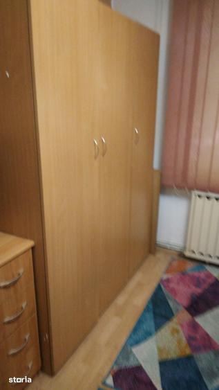 Apartament cu 4 camere decomandat în Giulești